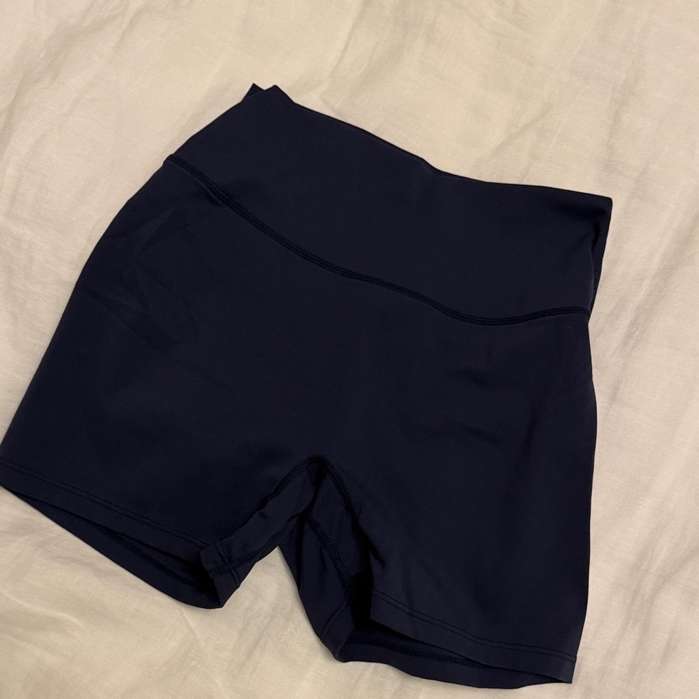 Amazon Essentials Women's Navy Bike Shorts